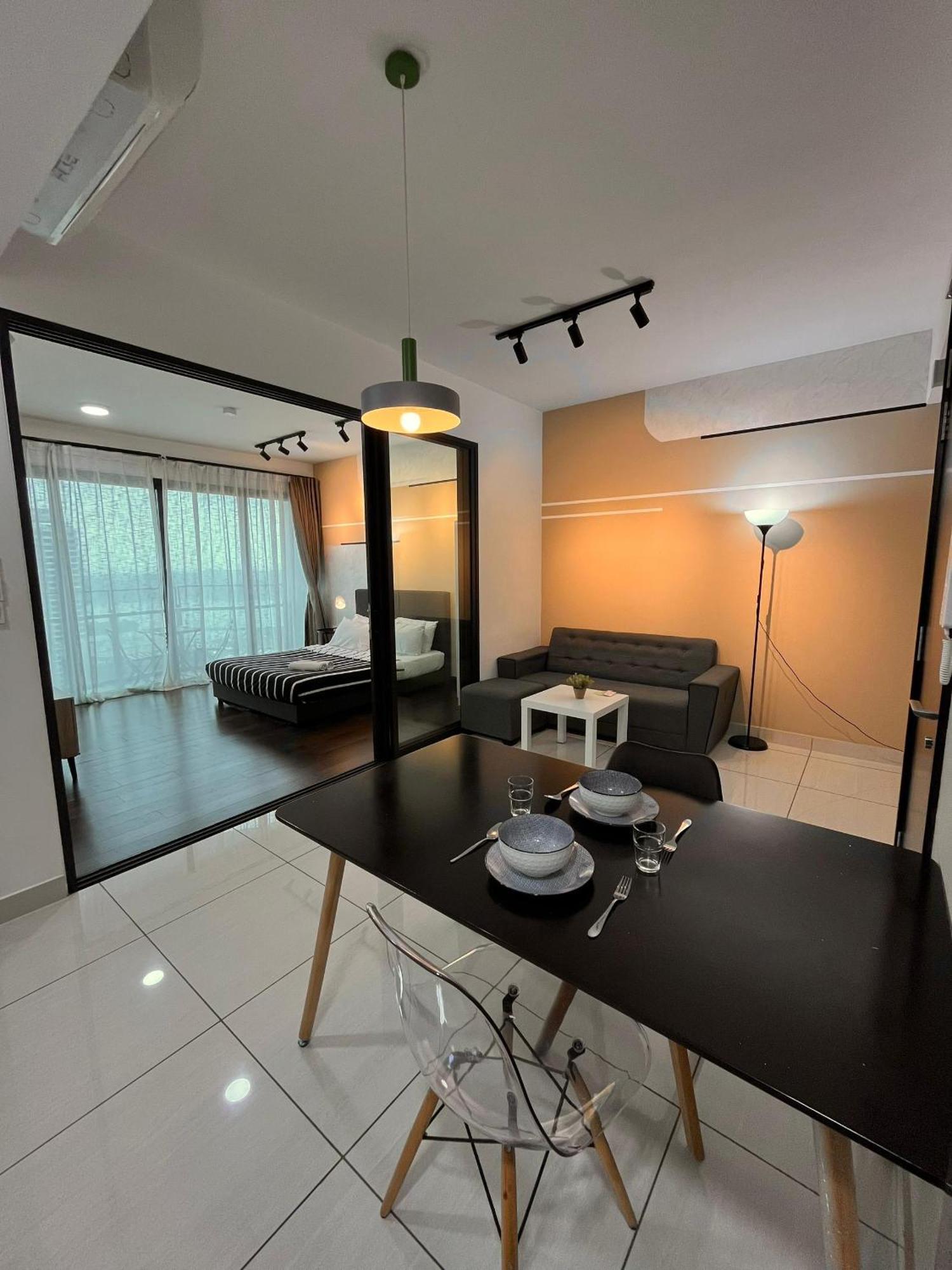 Almas Puteri Harbour Nusajaya Suite Room Exclusive Room 5 Min To Legoaland By Homespace Екстер'єр фото